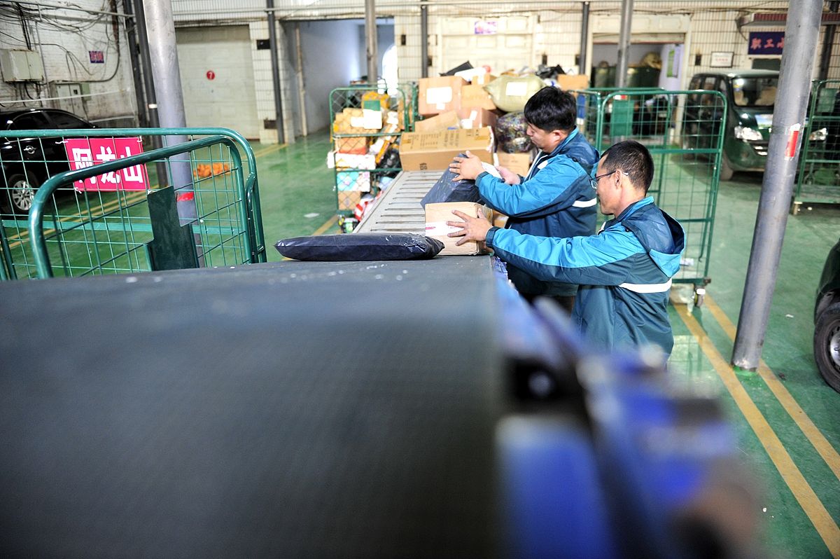 昆明市交通技工学校汽车钣金与涂装专业招生 | 2022年招生简章
