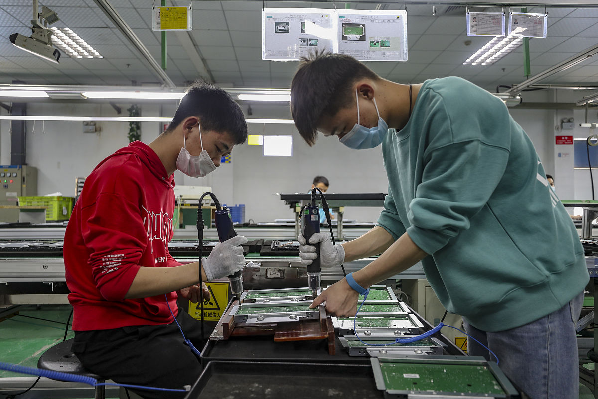 上海市工业技术学校模具制造技术专业 - 就业前景与课程设置