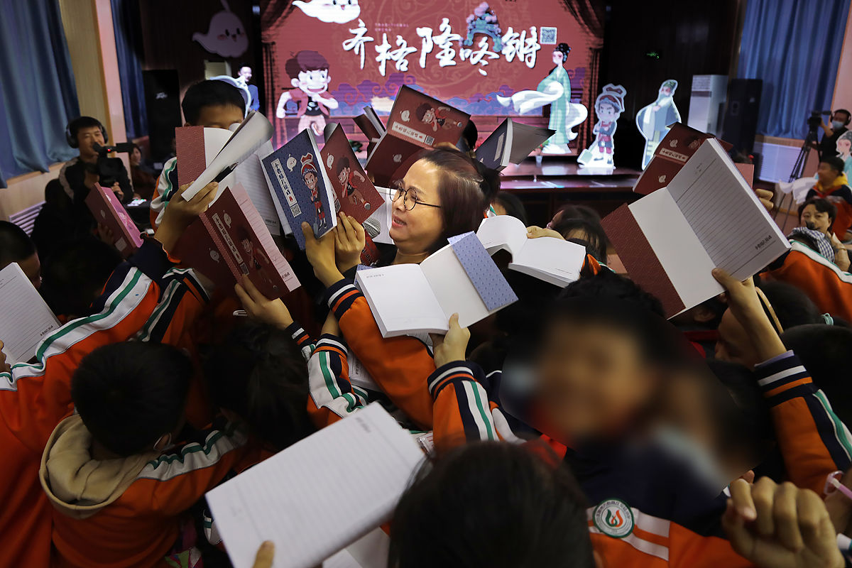 通过教学案例说明问题引领下的高中数学教学研究