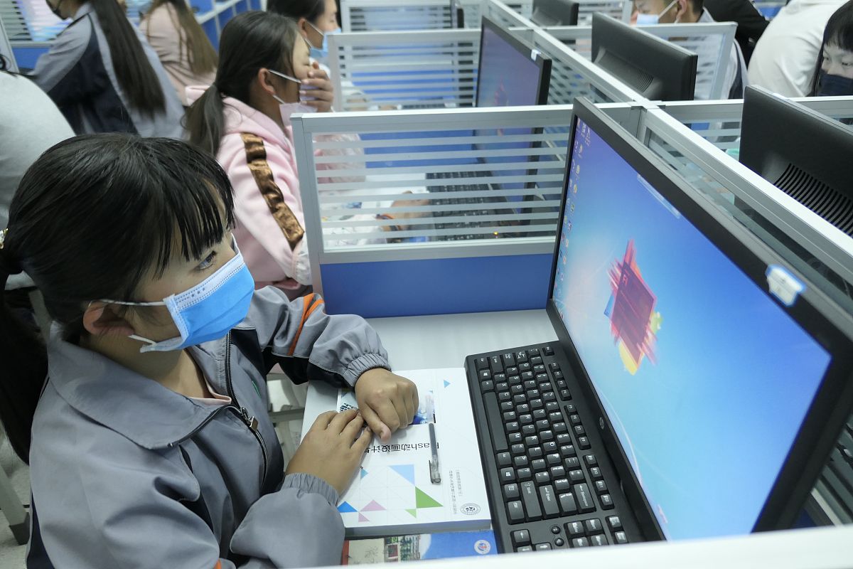 曲靖市师宗职业技术学校2022年要什么招生条件好不好