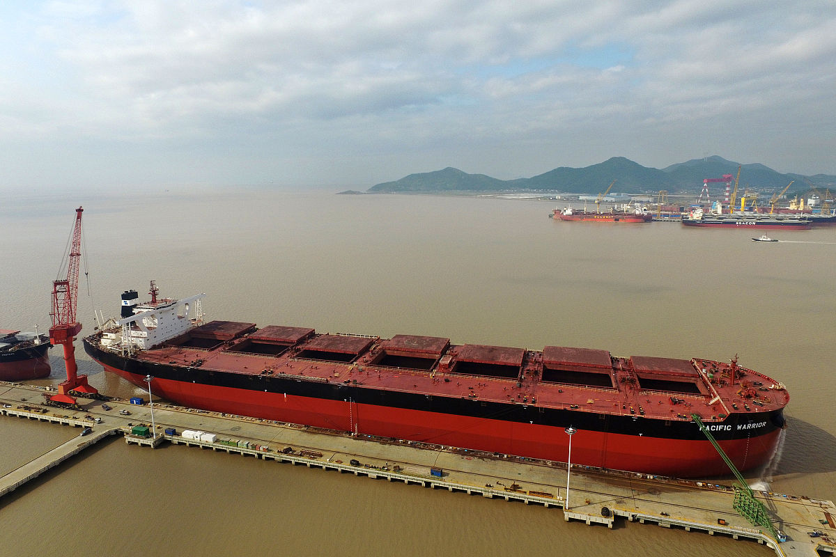 渤海船舶职业学院热门专业推荐：船舶工程、电子技术、机电一体化等