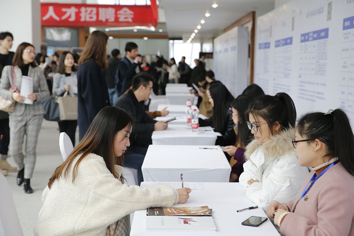 重庆卫生学校招生标准高不高？人才招收方式解读！