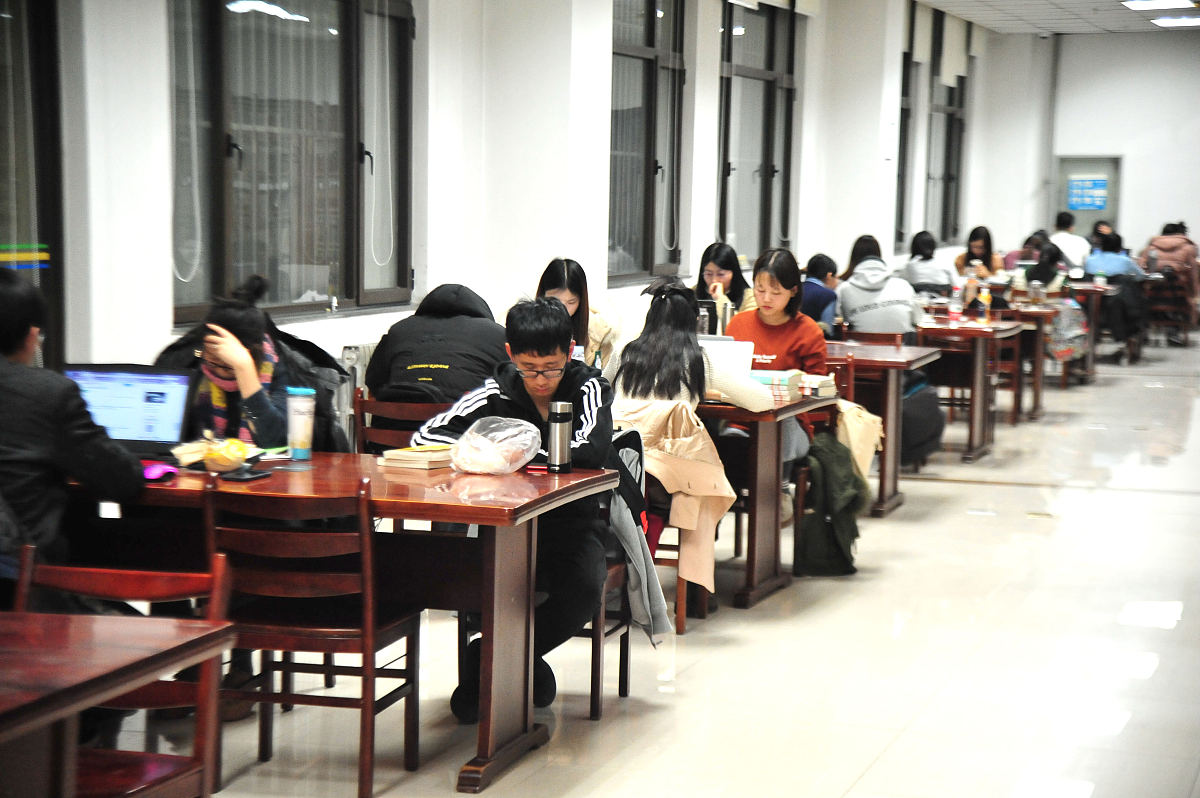 陕西省商贸学校电子商务13有前途吗？需满足哪些招生条件