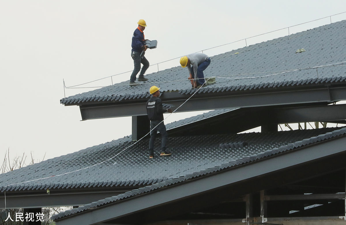 详细阐述沥青瓦的施工流程写一篇不少于700字的文章要求段落清晰层次分明