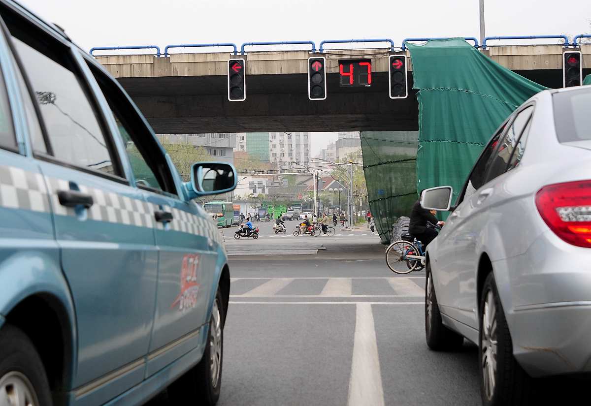 电动货车误入武汉长江隧道怎么处罚？