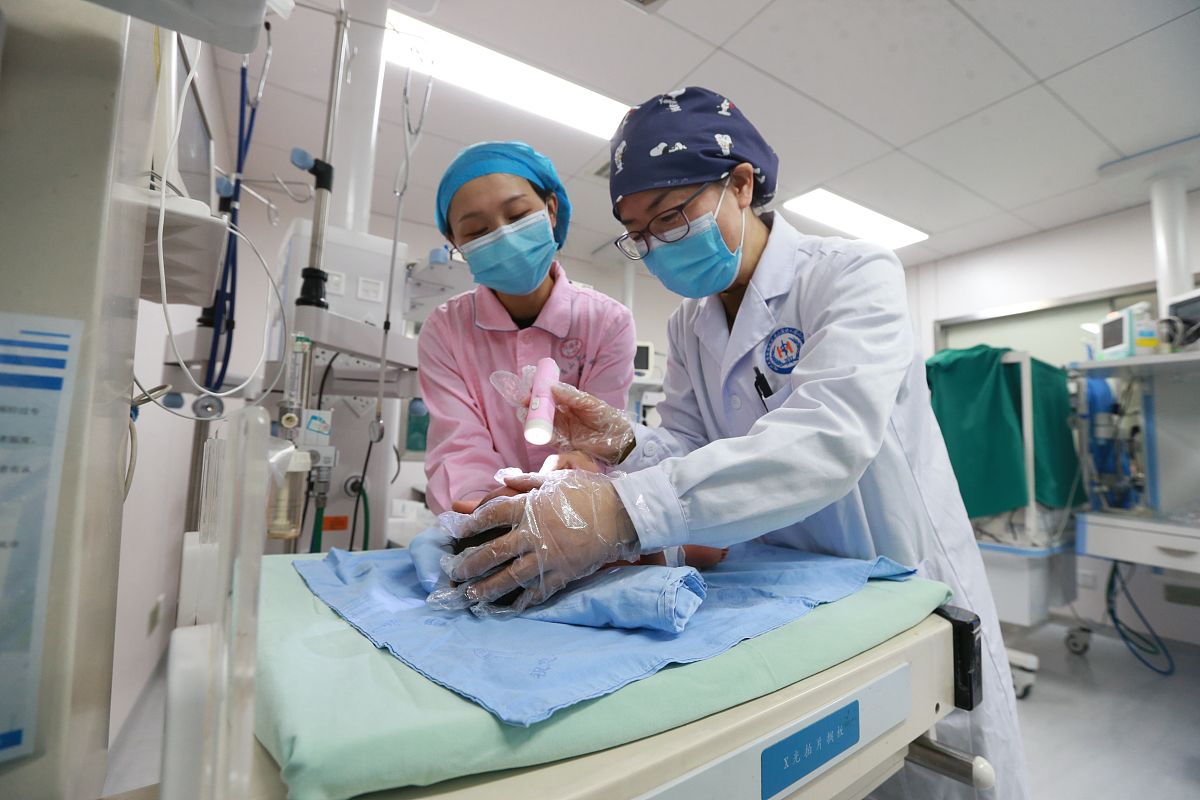 2019年四川大学华西医学院附属学校招生专业及计划 - 培养优秀医学人才