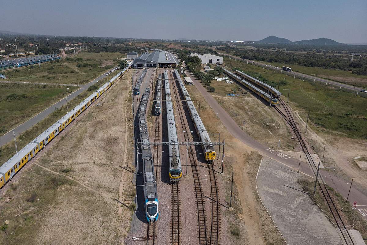 重庆男生读铁路学校有前途吗？2020年铁路学校就业前景分析