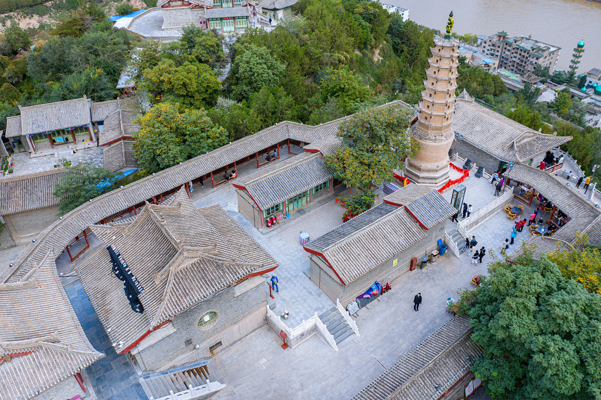 兰州白塔山为啥情侣不能上