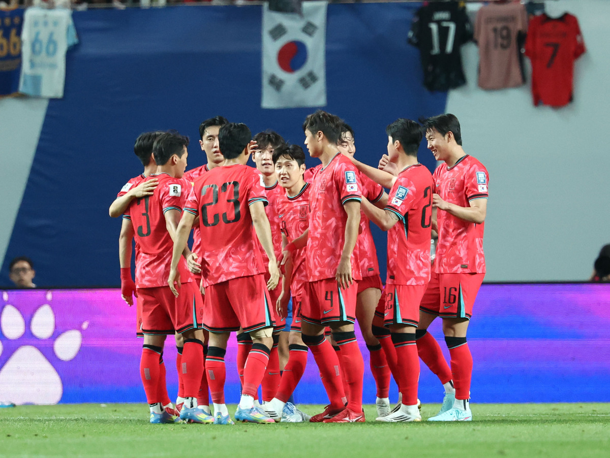 亚运足球中韩大战今晚打响！国足球员：付出200%的努力！