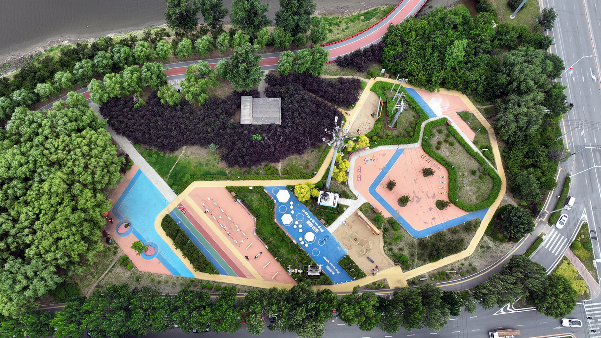 西翔航空学院2019-环境景观设计与施工技术