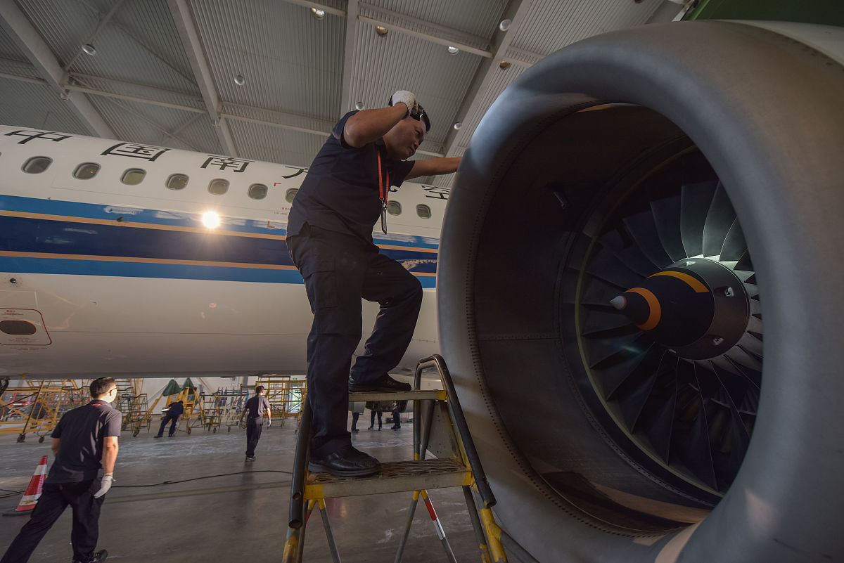 你正在撰写论文飞机发动机维修技术的发展历程请总结分析飞机发动机维修技术的关键里程碑写成一段话格式不少于500字。 你正在撰写论文飞机发动机维修技术的发展历程请总结分析飞机发动机维修技术的关键里程碑写成一段话格式不少于500字。