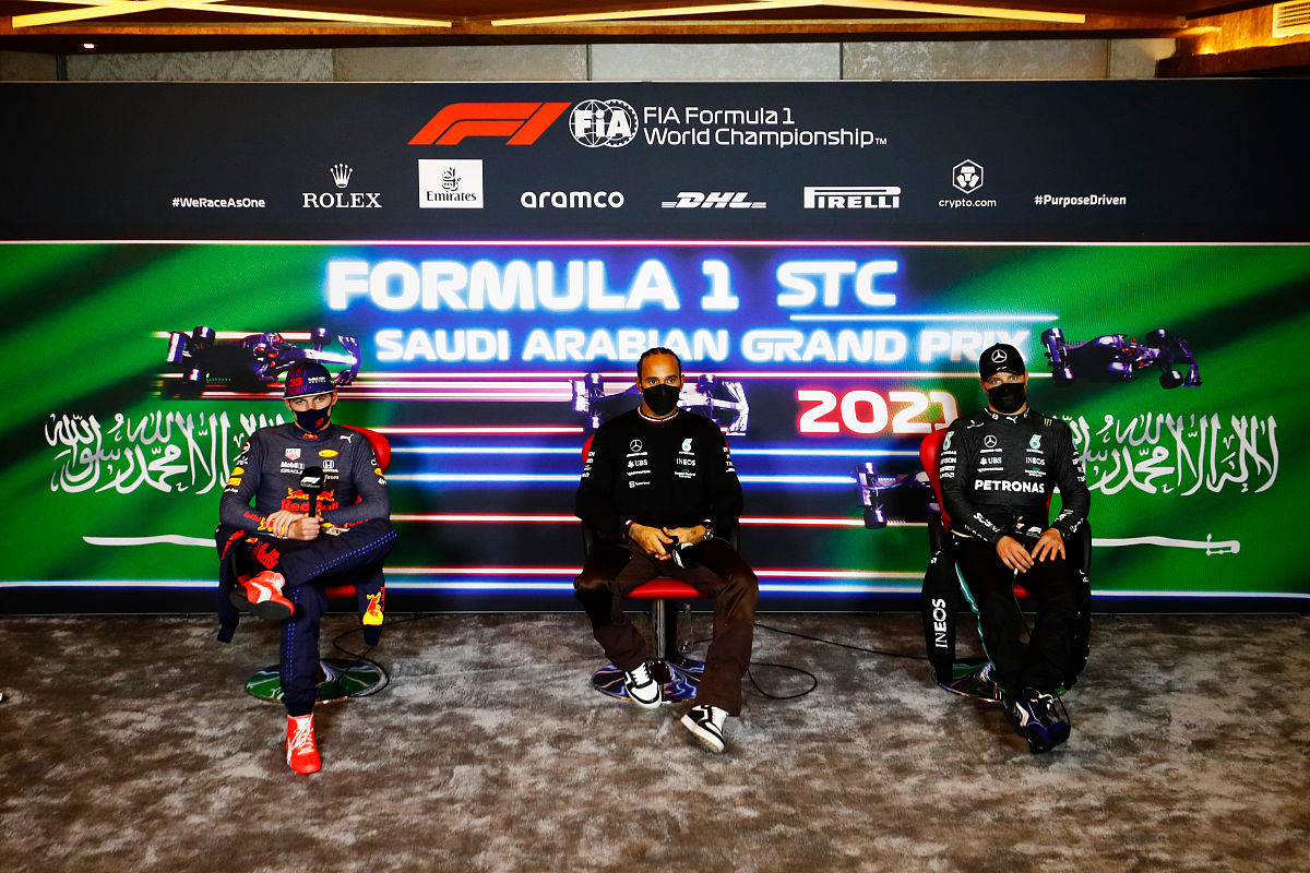 Crossover 的含义：跨界合作的魅力