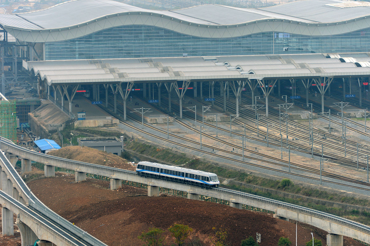 从长沙高铁南出发去遵义市、安顺市、六盘水市由近至远依次顺序