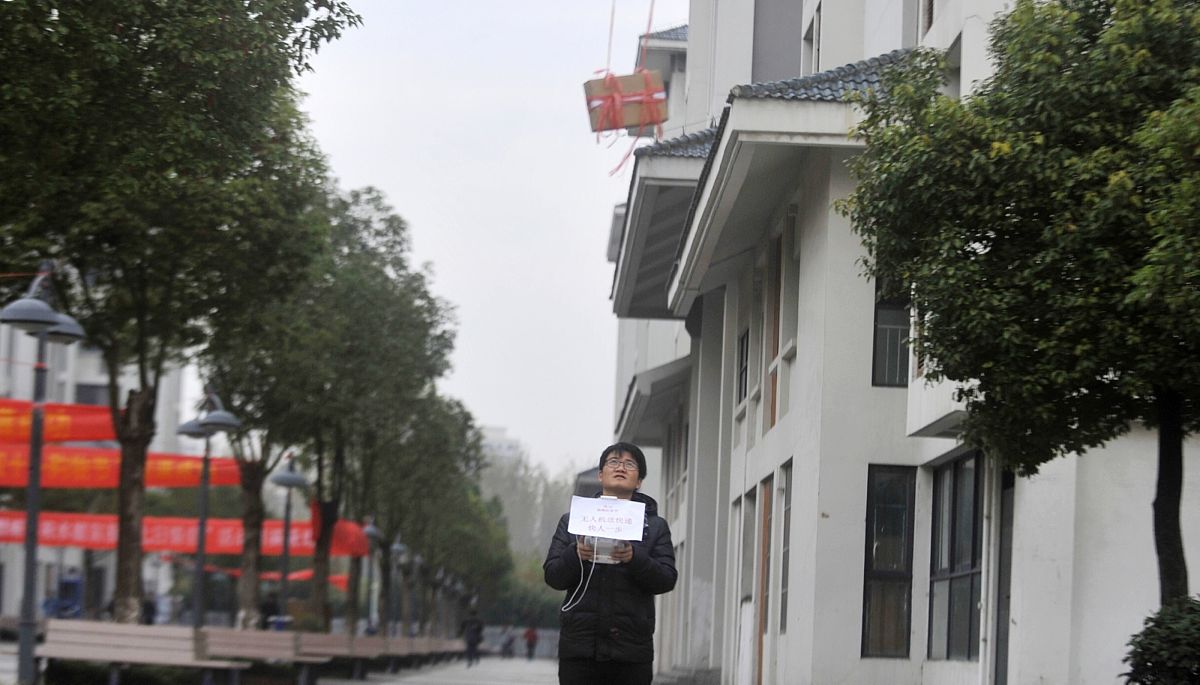 南京亲巷中等专业学校简介 - 专业教学设施怎么样？