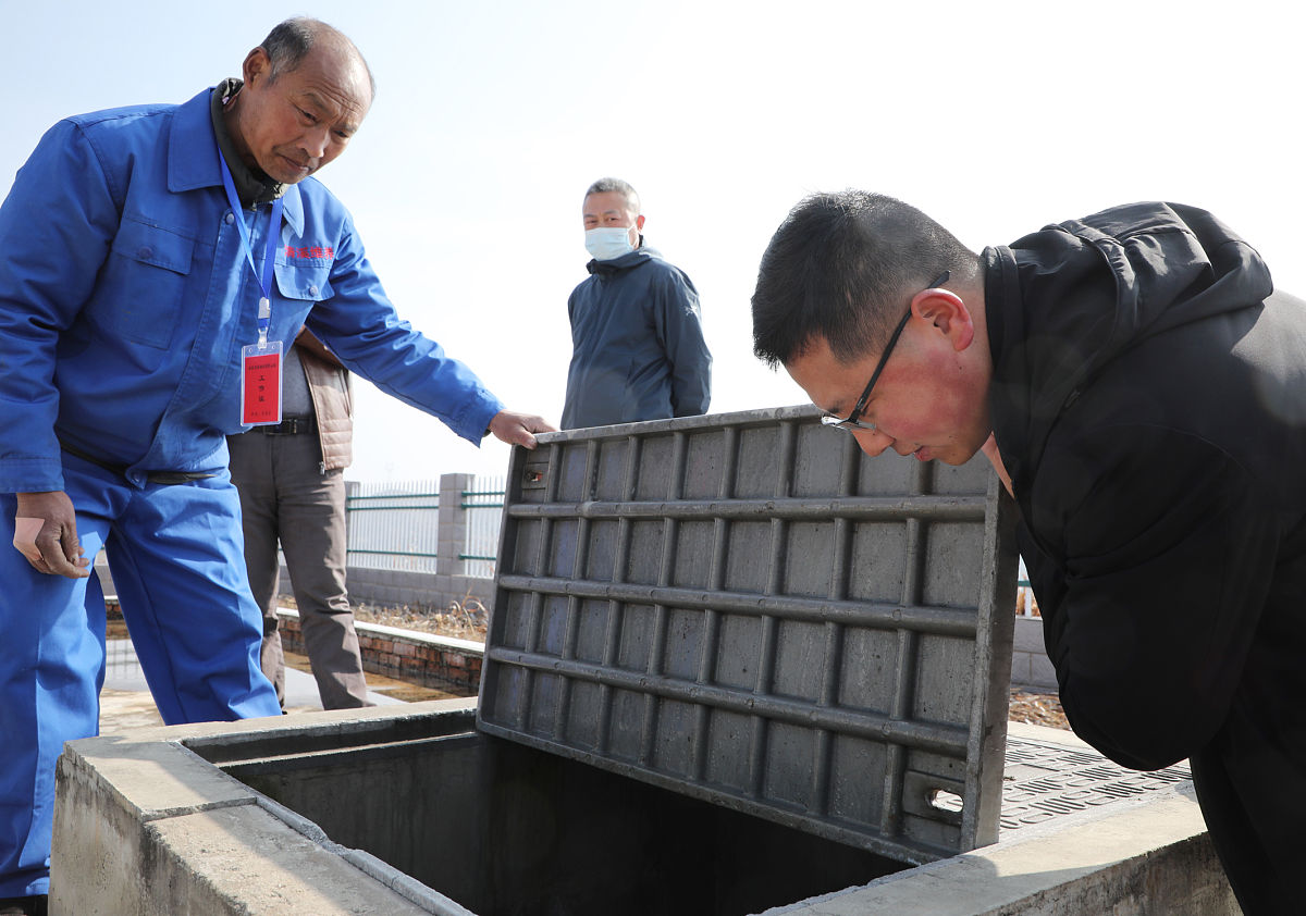 农村饮水工程技术专业培养目标：解决农村和城市饮水问题