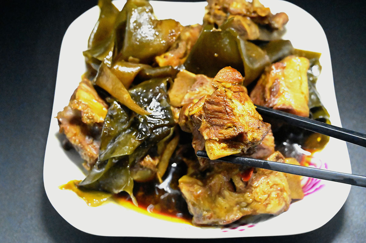 海带排骨汤：排骨和海带一起放吗？最全做法技巧分享！