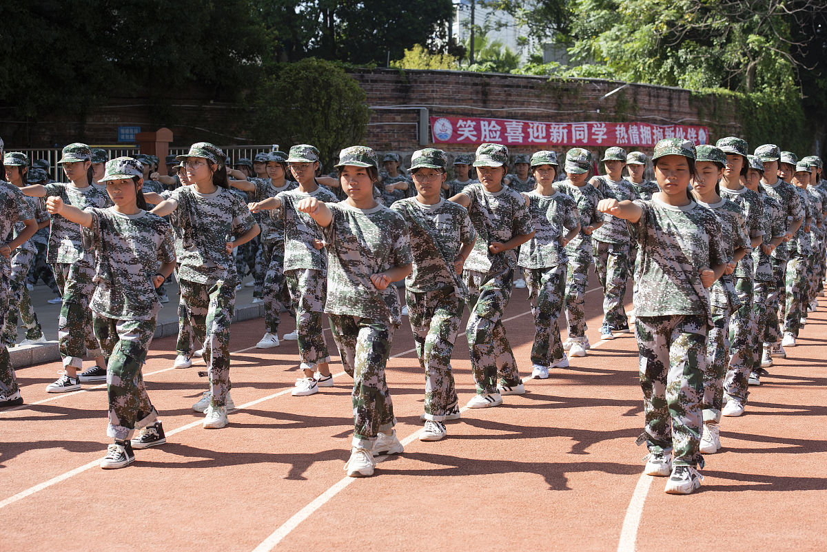 成都航空学校有哪些？初中生如何选择？