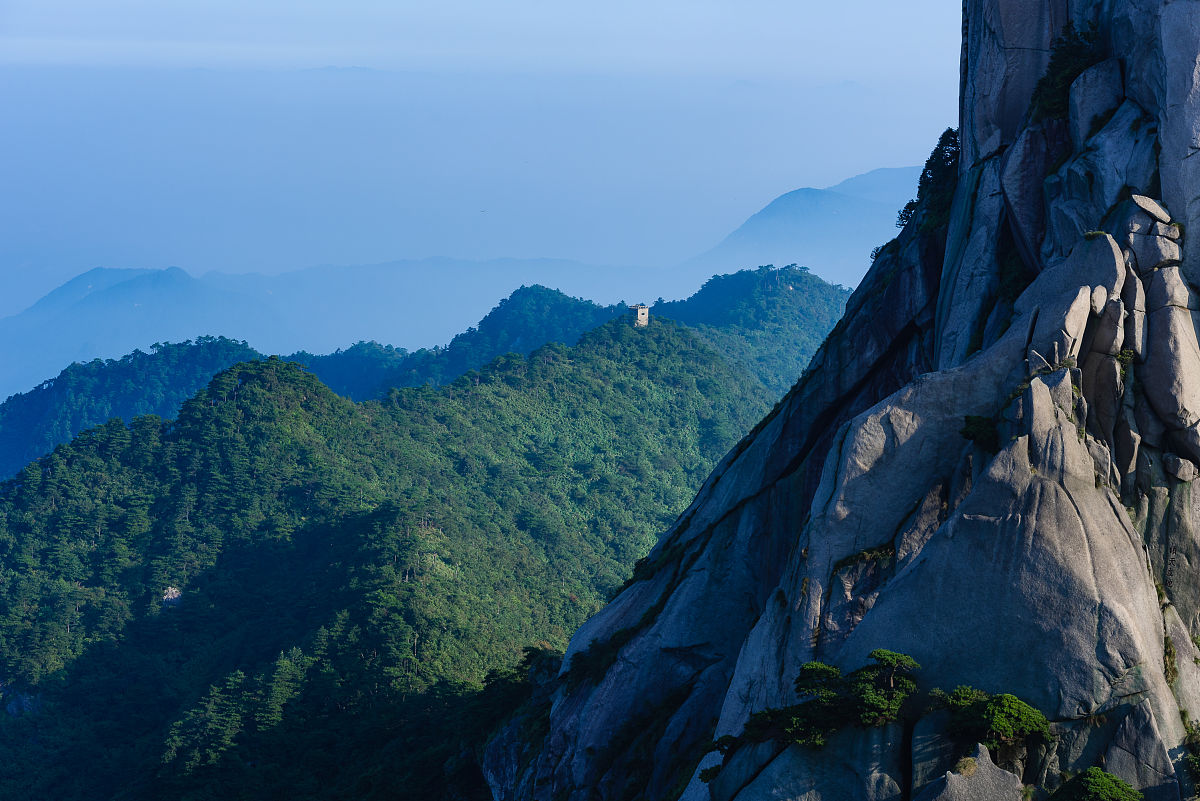 2018年8月6日,安徽安庆,天柱山.天柱山因主峰如"一柱擎天"而得名,有 "