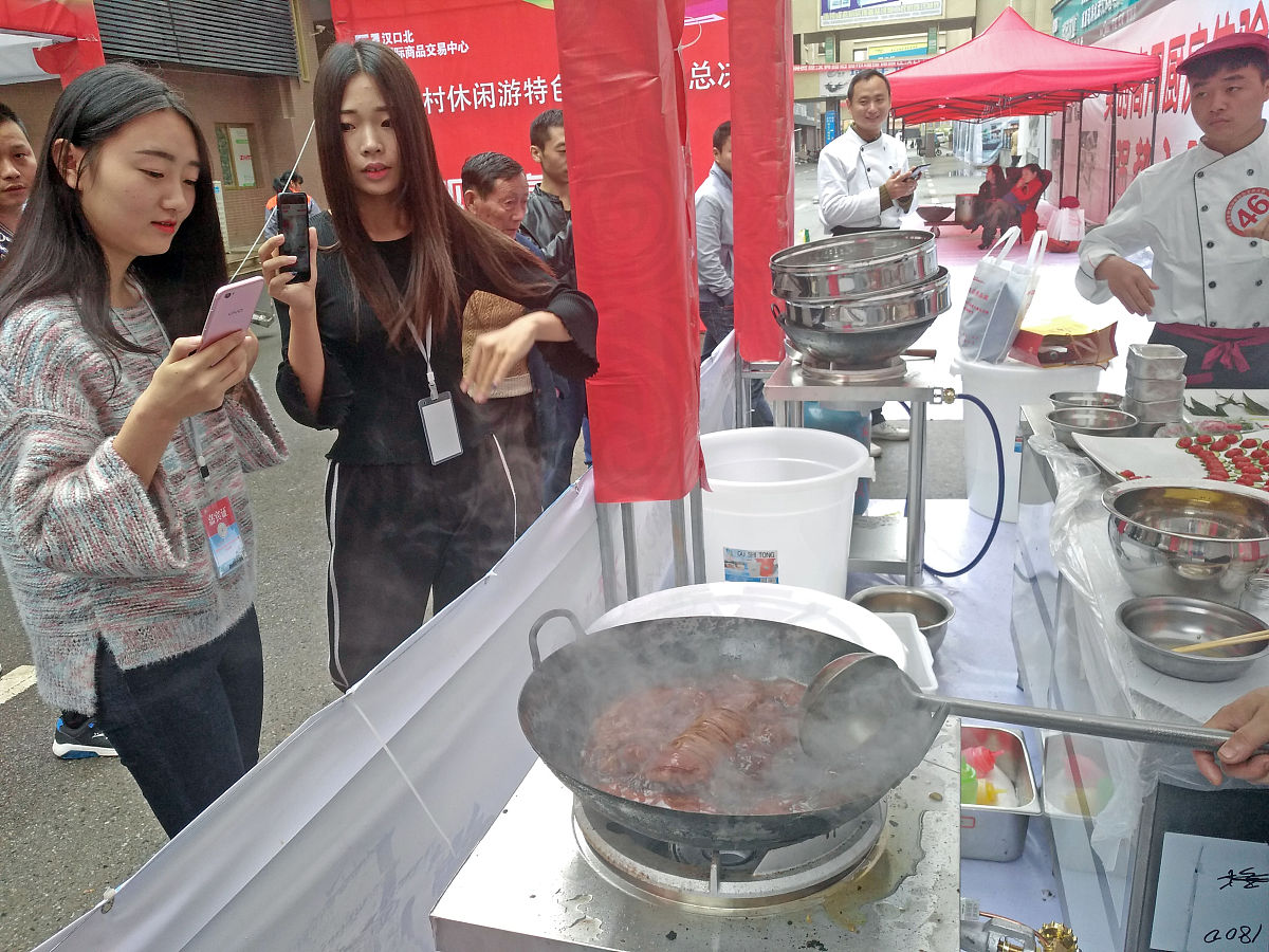 冒菜学校营销方案：大学生必备的美味与健康