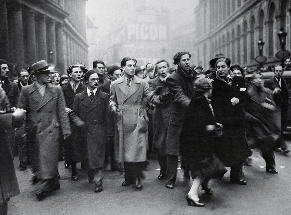 德意志的命运：一个不容忽视的危机 - 希特勒式演讲