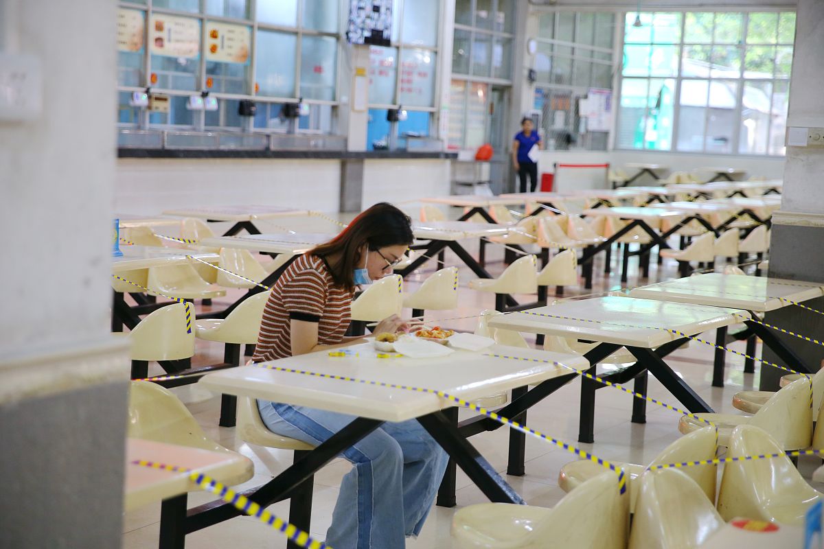 贵州省幼师学校住宿、食堂和教学质量怎么样？