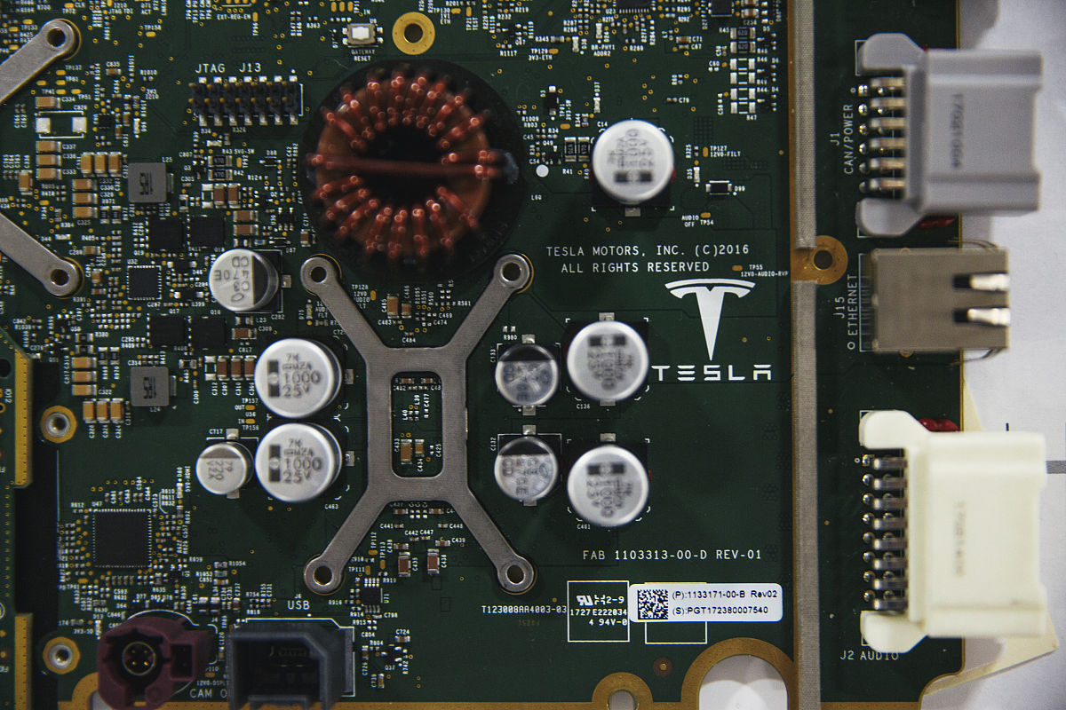 特斯拉售后服务成本解析：人员、设施、配件等多方面开支 - 电动汽车