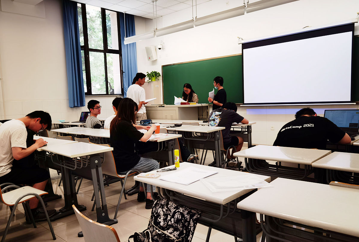 四川中专教育发展趋势：学生如何做好自己的角色？