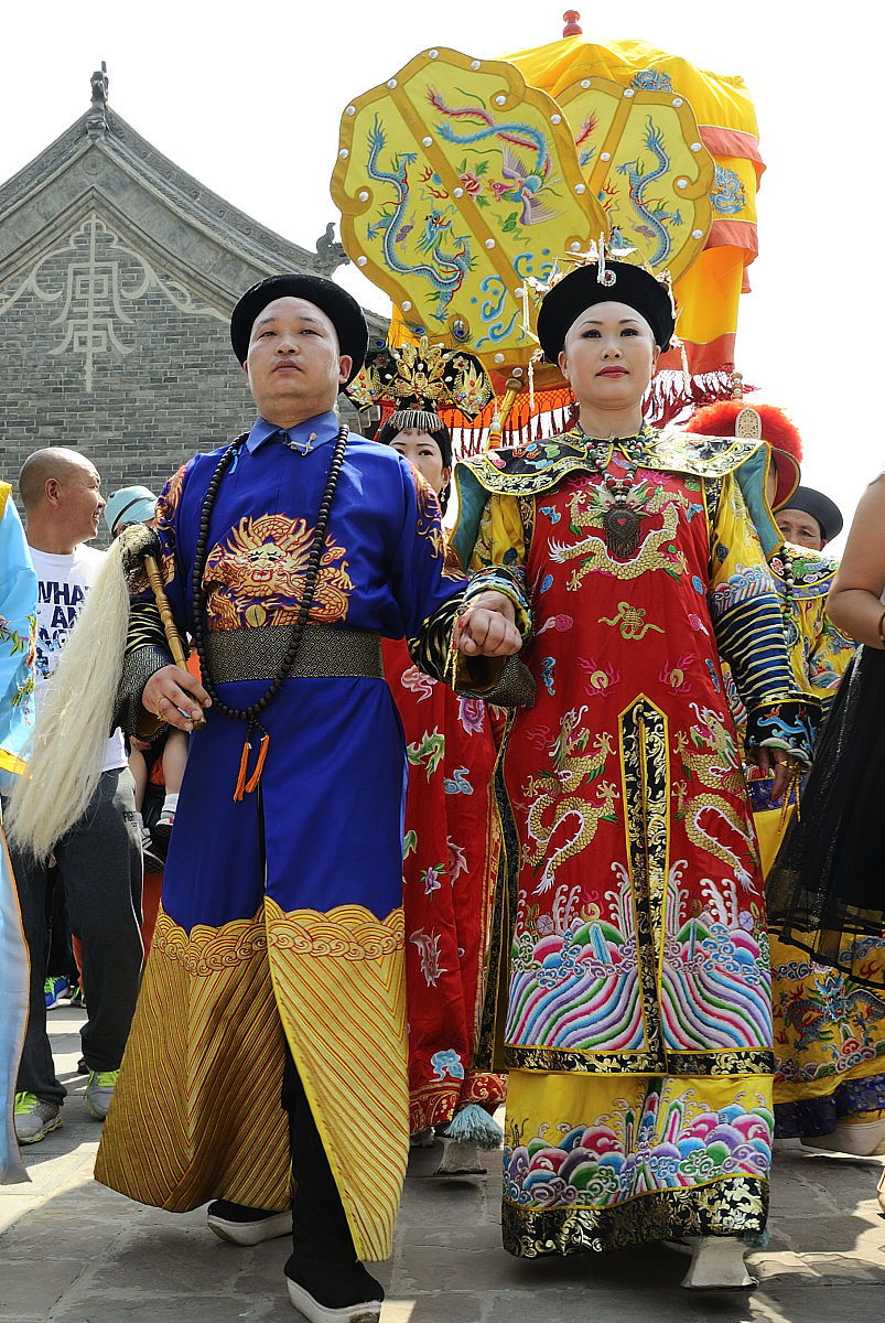 2016年5月1日,郑州,大型实景剧《慈禧驾临康百万庄园》在河南巩义康百
