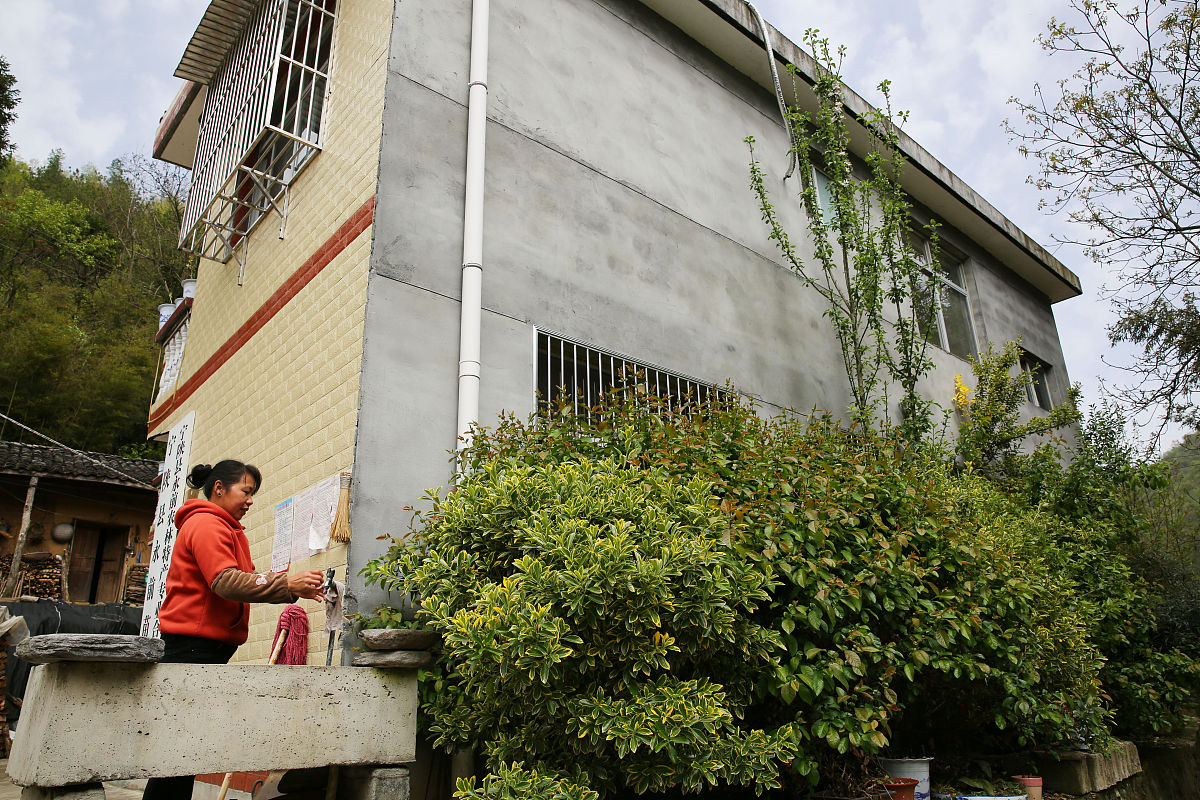 衢州市衢江区职业中专油气地质勘探技术就业前景和工资待遇