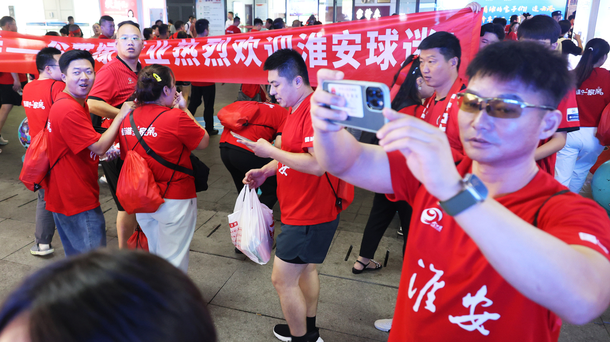 大学运动会志愿者