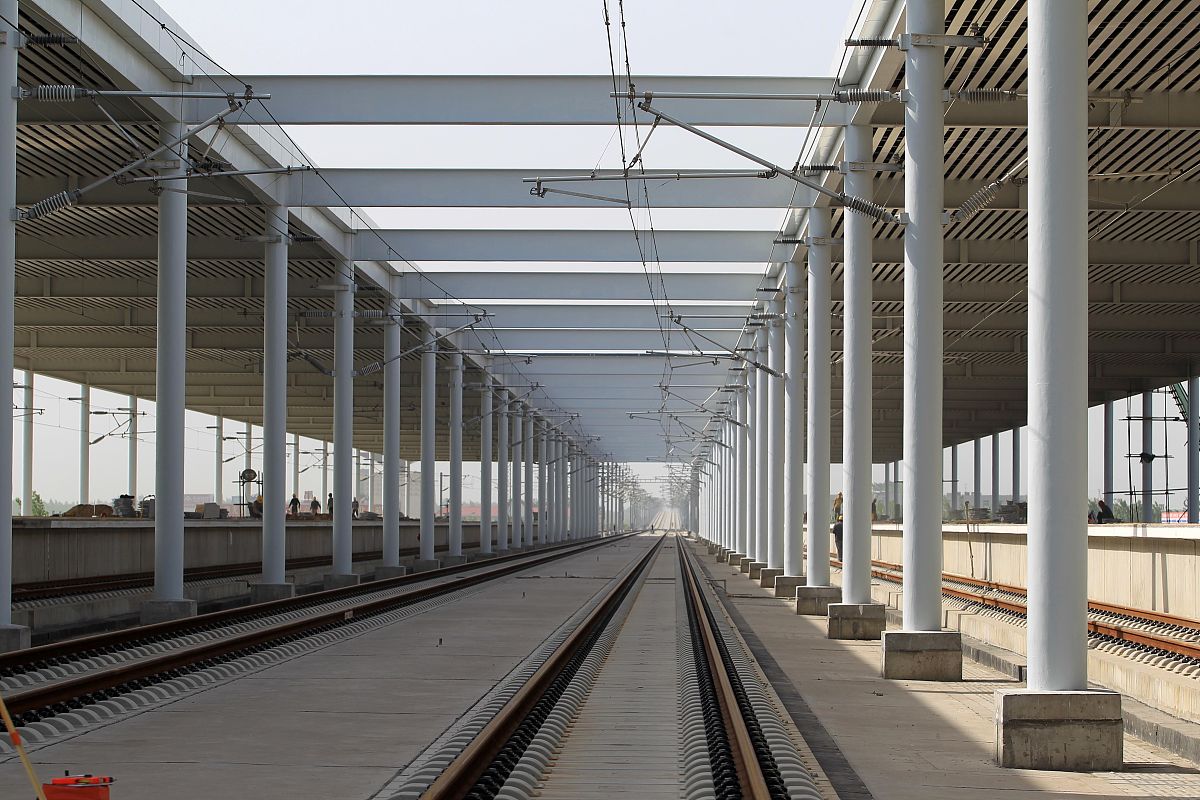 重庆高铁学校热门专业：铁路运输工程前景广阔