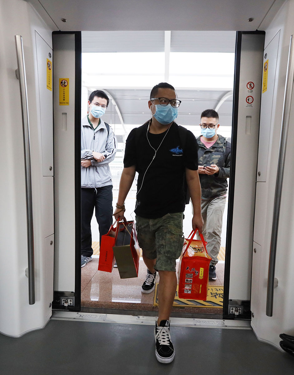 渭南铁路学校女生适合读什么专业？就业前景如何？