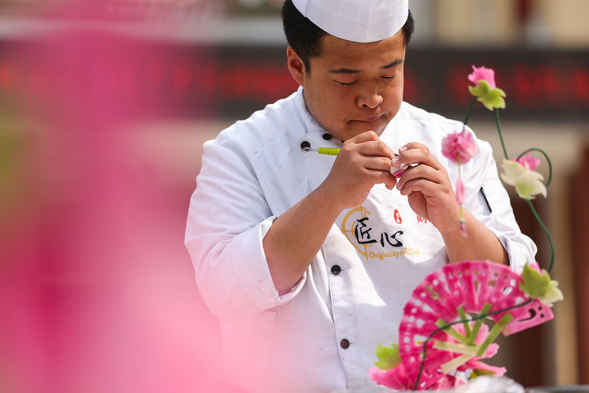 山西经贸职业学院什么专业好就业？哪些专业适合女生