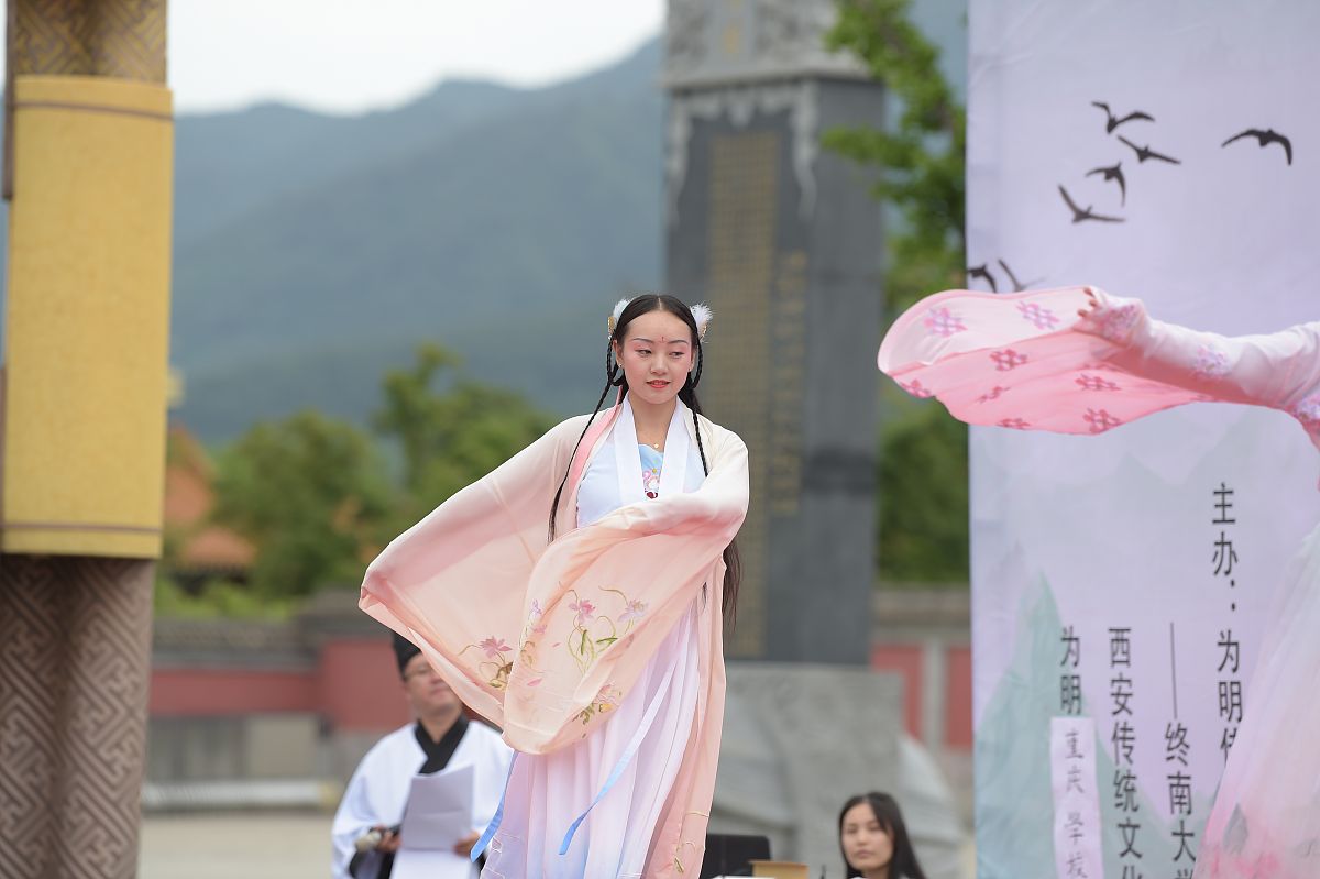 重庆2021读护理学校有没有用