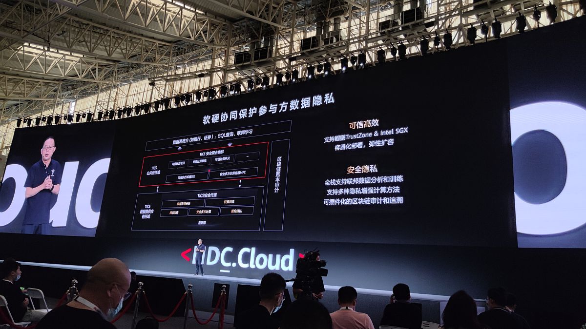 GPT-3 和 GPT-3.5 区别：我是什么？