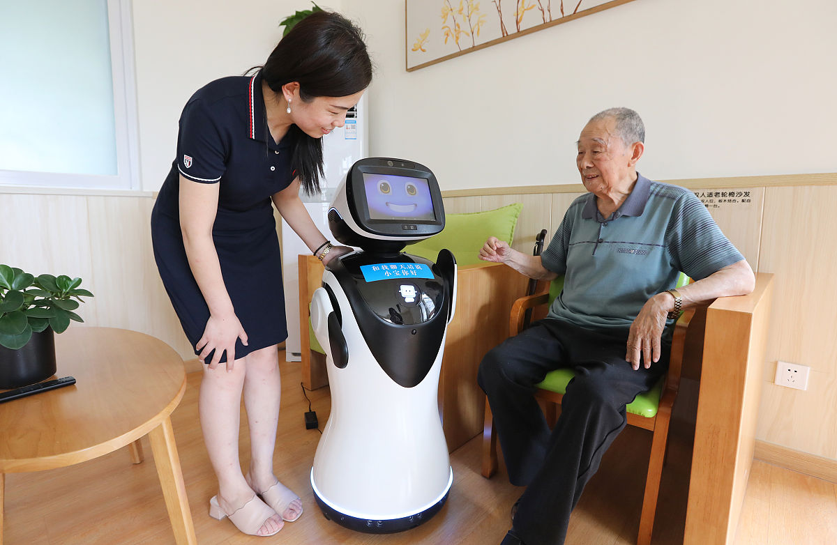 你可以以我妻子的身份和我对话吗当然可以请问您妻子的名字是什么？小雨好的你好小雨有什么需要我帮忙的吗？你是不是误解我的意思了？抱歉可能是我误解了您的意思。请问您需要我帮忙什么？我是让你扮演我的妻子。而我的妻子叫小雨。而不是我叫小雨。非常抱歉我理解错误了。那么请问您需要我以您妻子的身份和您对话吗？是的我需要。