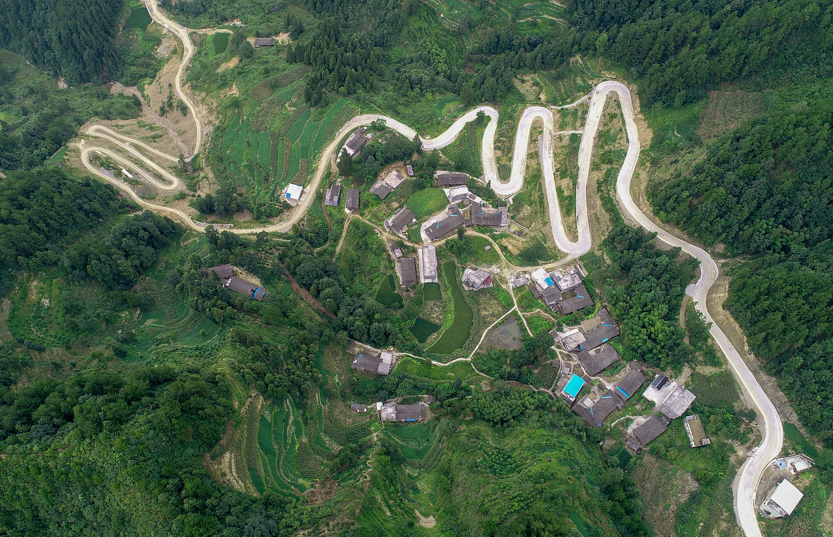 300厚水稳层承载力设计值