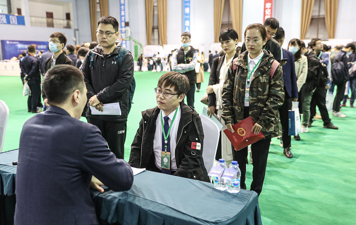 贵州航空工业技师学院乐湾校区2021年招生办电话