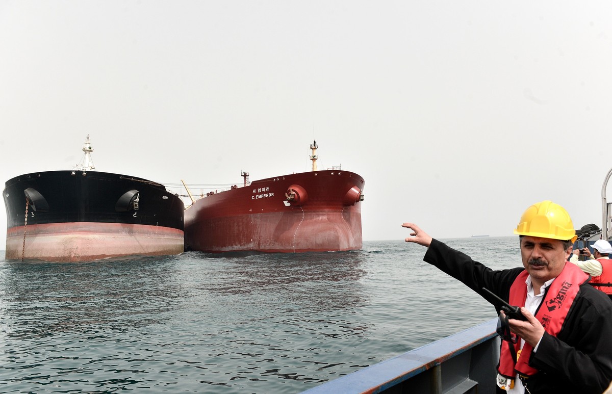 Ship Hull Repair: On-Site Inspection and Corrective Actions