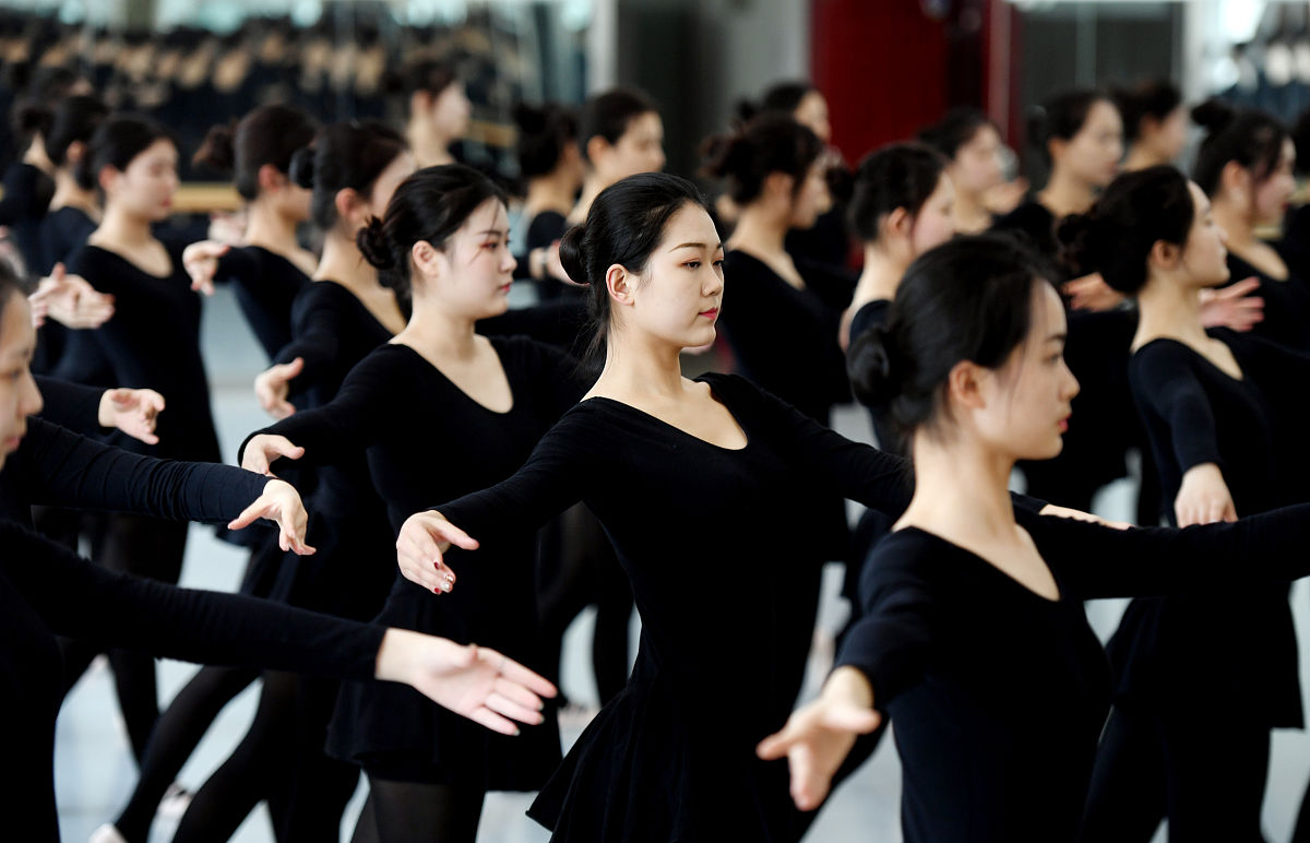 女生职高选什么专业好表演推荐