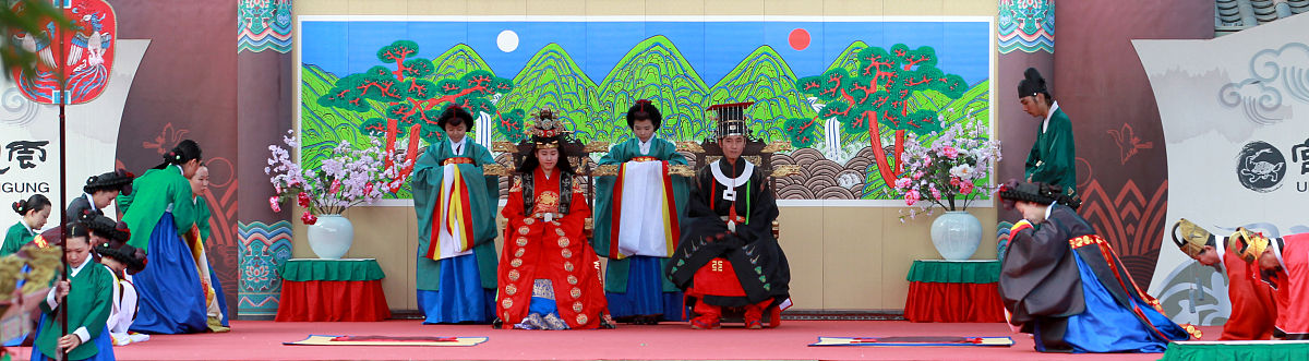 大同兴同艺术师范学校专业设置：音乐、美术、舞蹈等多个领域