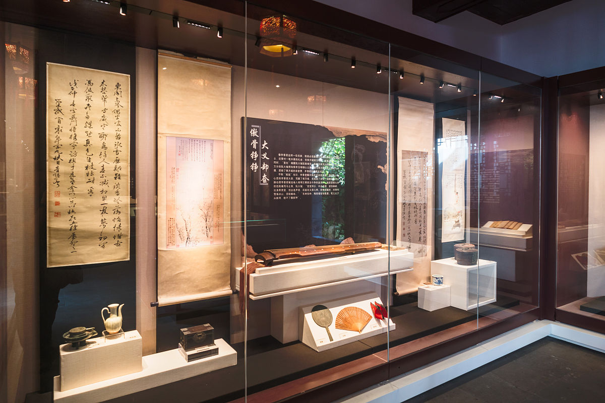 中文毕业论文题目是桐乡蚕桑文化传承与保护对策研究