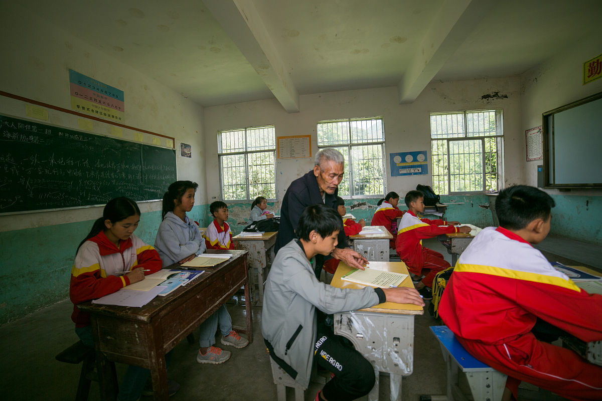 城乡学校结对帮扶是什么时候提出来的