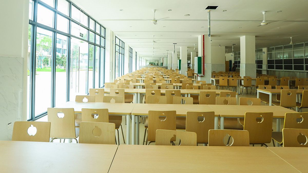 重庆卫校：学习和生活怎么样？