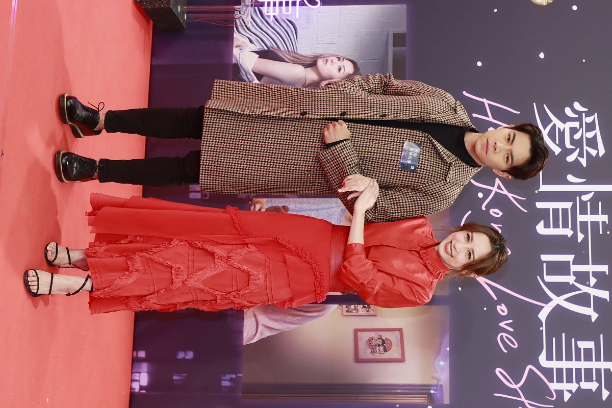 写一篇爱情小说带标题的