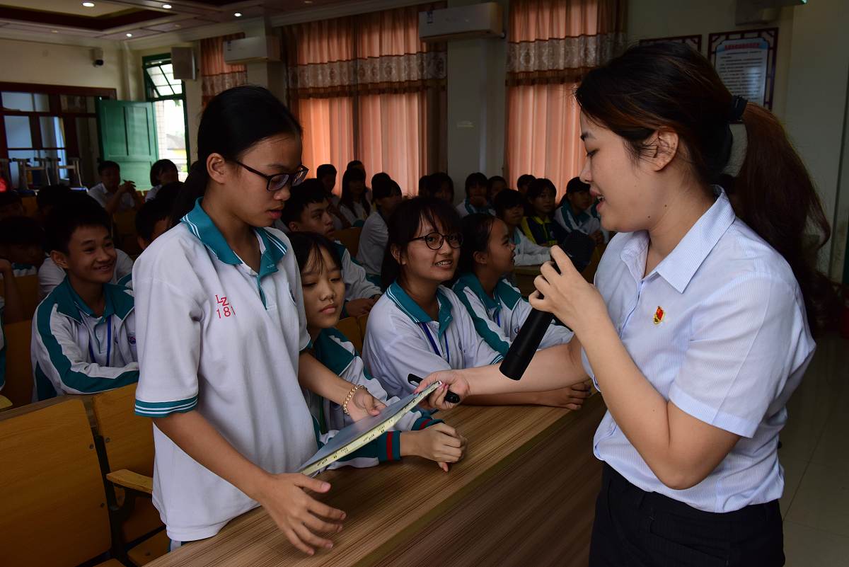 广州市司法职业学校2022年专业设置：法律事务、法律文秘、法律翻译、法律执行