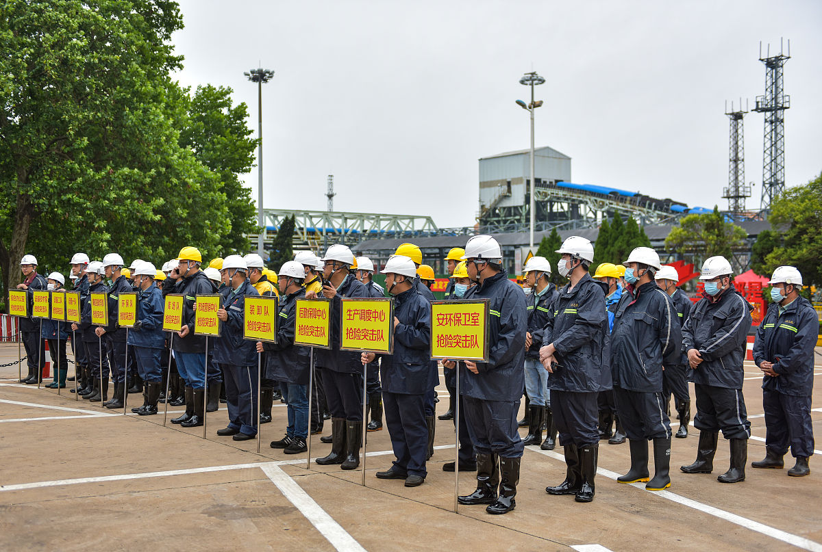 重庆东亚技工学校铁道施工与养护是什么办学层次的
