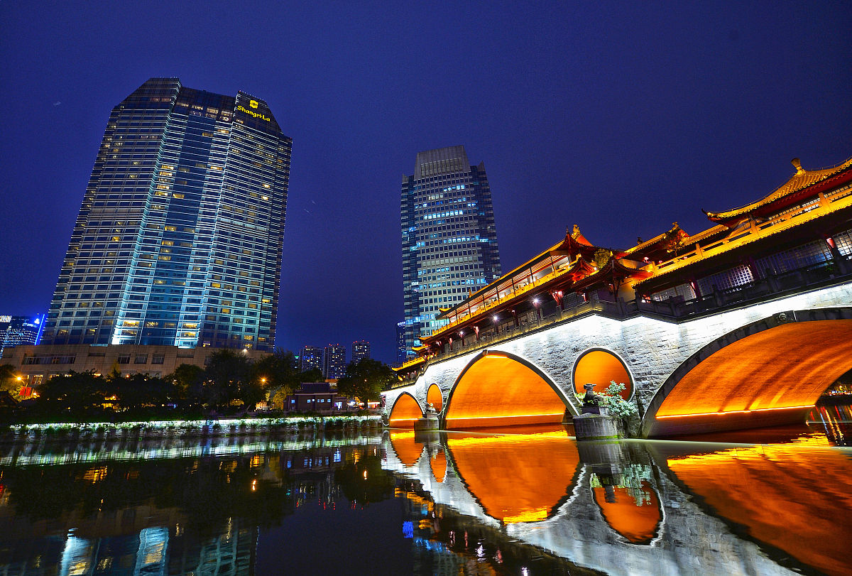 成都中专学校排名：2021年最受欢迎的学校推荐