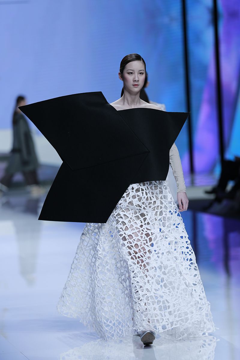 达州经贸学校服装设计与工艺专业热门吗？就业前景怎么样？