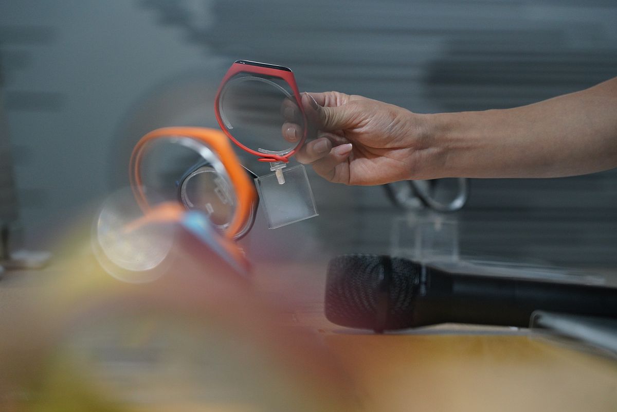 量子点柔性隐身材料在汽车领域的应用